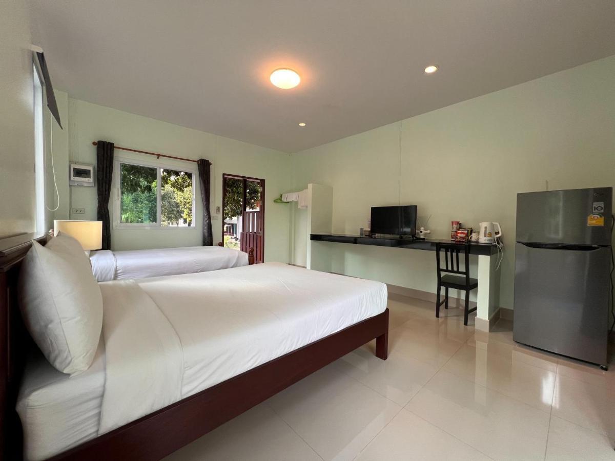 Naisang Hostel Chumphon Zewnętrze zdjęcie